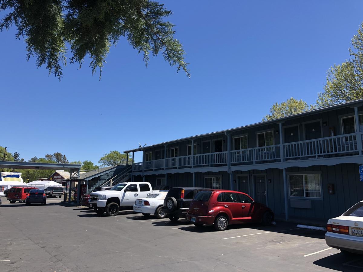 Lamplighter Motel Clearlake Exteriér fotografie